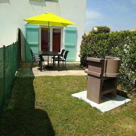 Maison De Vacances En Bord De Mer, Avec Piscine La Faute-sur-Mer Bagian luar foto