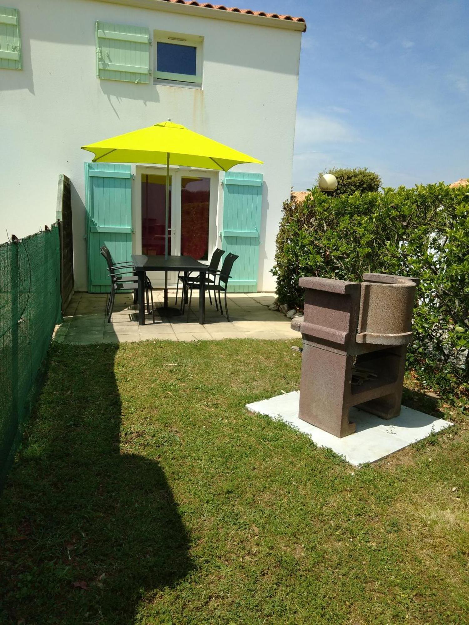 Maison De Vacances En Bord De Mer, Avec Piscine La Faute-sur-Mer Bagian luar foto